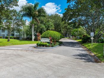 5047 Heatherhill Lane