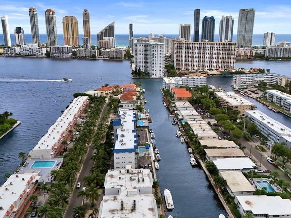 3770 NE 171st St 505, North Miami Beach FL 33160