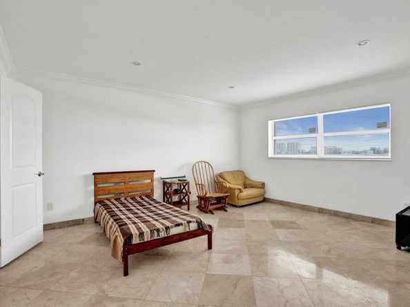 3770 NE 171st St 505, North Miami Beach FL 33160