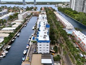 3770 NE 171st St 505, North Miami Beach FL 33160