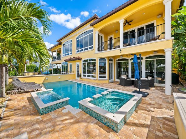 2637 NE 28th Ct, Lighthouse Point FL 33064