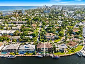 2637 NE 28th Ct, Lighthouse Point FL 33064