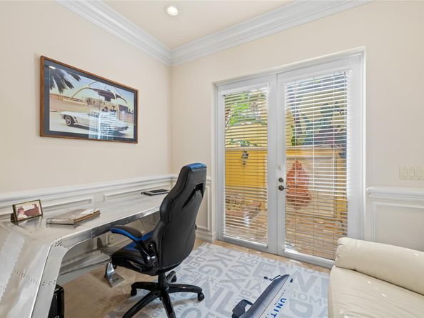 2637 NE 28th Ct, Lighthouse Point FL 33064