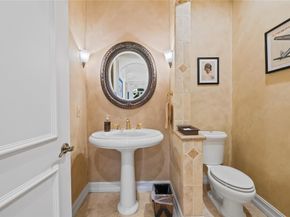 2637 NE 28th Ct, Lighthouse Point FL 33064