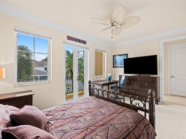 2637 NE 28th Ct, Lighthouse Point FL 33064