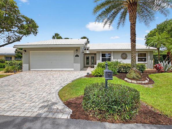 5527 Cameo Drive N, Boca Raton FL 33433