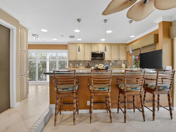 5527 Cameo Drive N, Boca Raton FL 33433