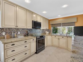 5527 Cameo Drive N, Boca Raton FL 33433