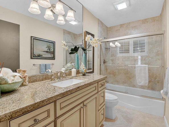 5527 Cameo Drive N, Boca Raton FL 33433