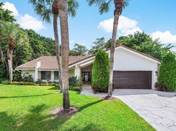 7351 Estrella Ct