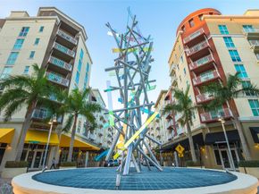 7280 SW 90th St 404, Miami FL 33156