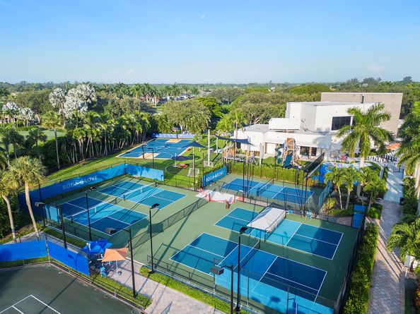 7370 Orangewood Lane 204, Boca Raton FL 33433