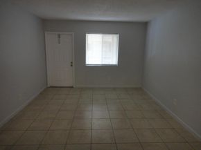 6021 10th Avenue N 209, Greenacres FL 33463