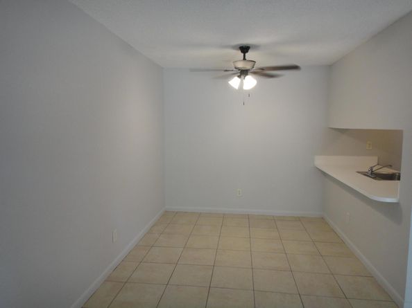 6021 10th Avenue N 209, Greenacres FL 33463