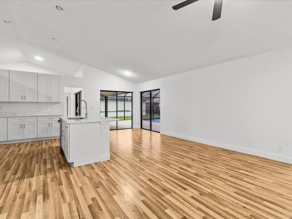 5024 NW 58th Terrace, Coral Springs FL 33067
