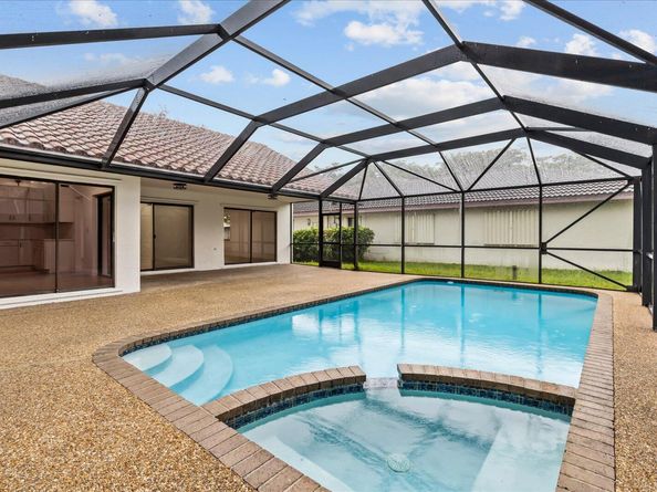 5024 NW 58th Terrace, Coral Springs FL 33067
