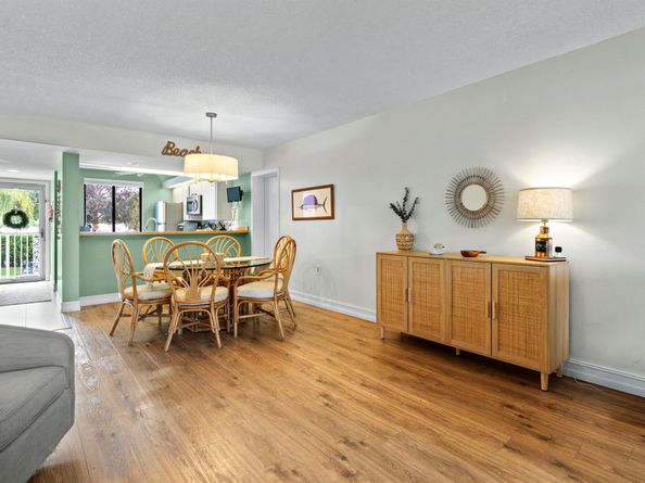 6193 Balboa Circle 202, Boca Raton FL 33433