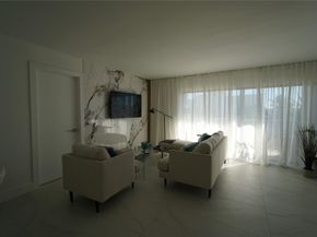 6941 Carlyle Ave 4C, Miami Beach FL 33141