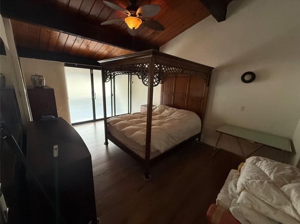 19428 NE 26th Ave 103, Miami FL 33180