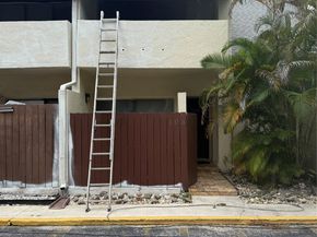 19428 NE 26th Ave 103, Miami FL 33180