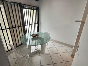 19428 NE 26th Ave 103, Miami FL 33180