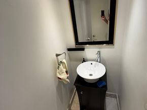 19428 NE 26th Ave 103, Miami FL 33180