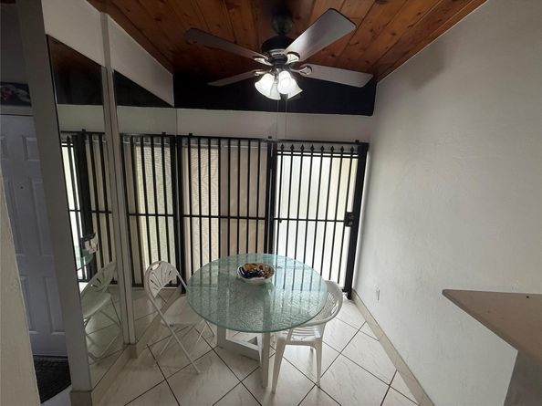 19428 NE 26th Ave 103, Miami FL 33180