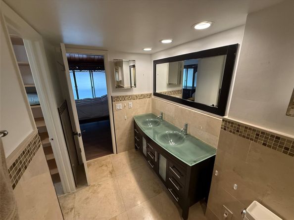 19428 NE 26th Ave 103, Miami FL 33180