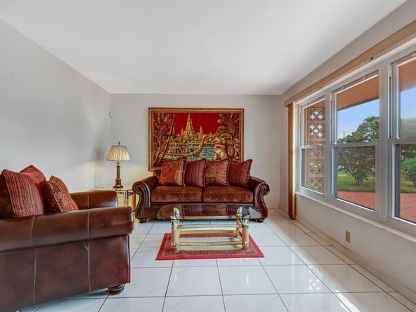 5946 NW 16th Court, Sunrise FL 33313