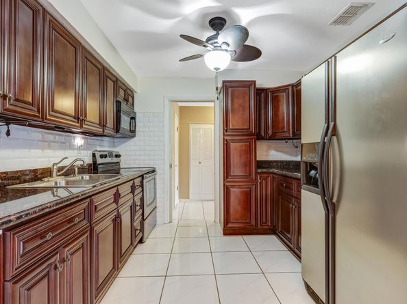 5946 NW 16th Court, Sunrise FL 33313