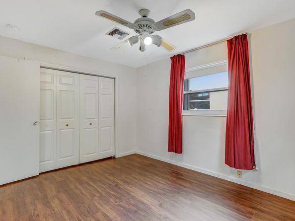 5946 NW 16th Court, Sunrise FL 33313