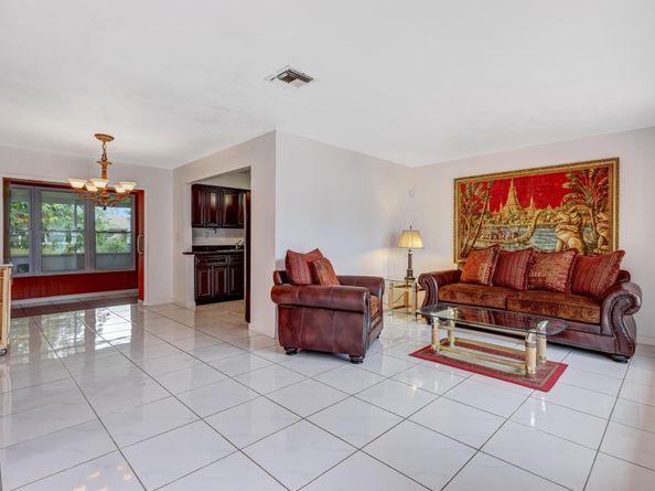 5946 NW 16th Court, Sunrise FL 33313