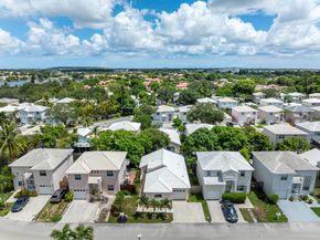 3084 Lighthouse Place, Margate FL 33063