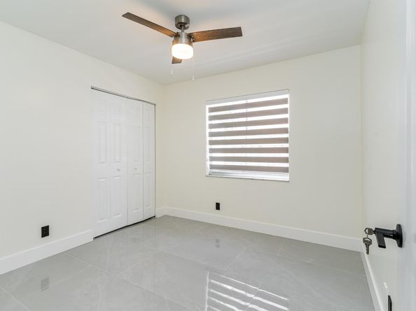 3084 Lighthouse Place, Margate FL 33063
