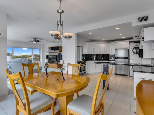 701 E Camino Real 8f, Boca Raton FL 33432