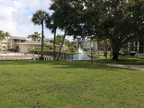 11811 Avenue Of The Pga 32f, Palm Beach Gardens FL 33418