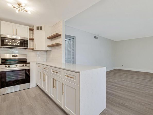 111 Lake Avenue 7, Lake Worth Beach FL 33460