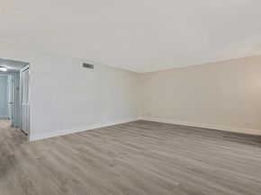 111 Lake Avenue 7, Lake Worth Beach FL 33460