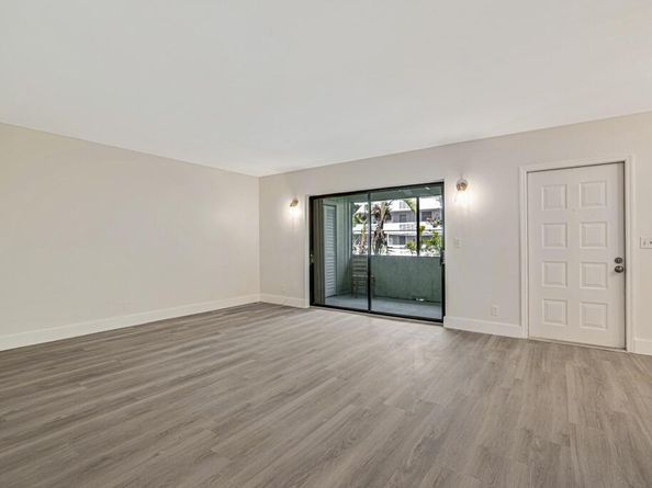 111 Lake Avenue 7, Lake Worth Beach FL 33460