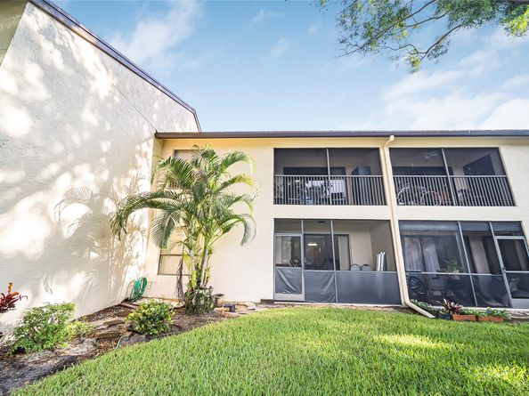 3039 Carambola Cir 3039, Pompano Beach FL 33066