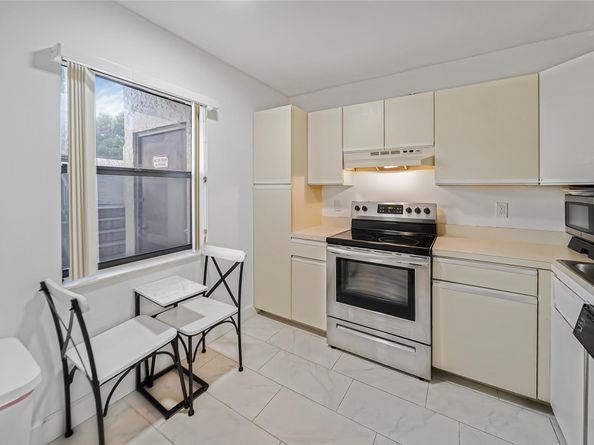 3039 Carambola Cir 3039, Coconut Creek FL 33066