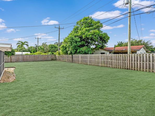 602 Heron Drive, Delray Beach FL 33444