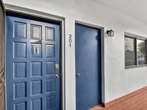 4254 Deste Court 201, Lake Worth FL 33467