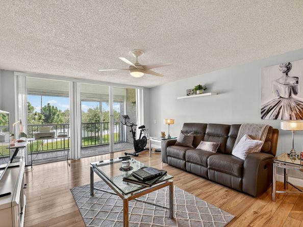 4254 Deste Court 201, Lake Worth FL 33467