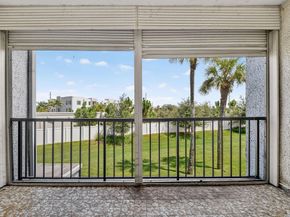 4254 Deste Court 201, Lake Worth FL 33467