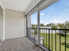 4254 Deste Court 201, Lake Worth FL 33467