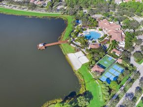 39 Stoney Drive, Palm Beach Gardens FL 33410