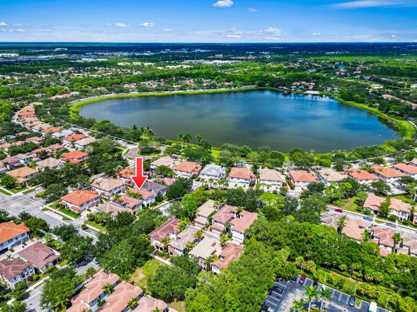 39 Stoney Drive, Palm Beach Gardens FL 33410