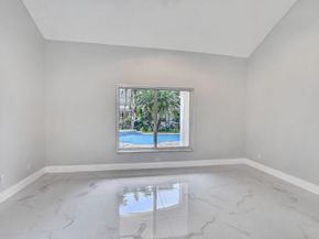 387 SW 163rd Ave, Pembroke Pines FL 33027