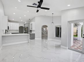 387 SW 163rd Ave, Pembroke Pines FL 33027